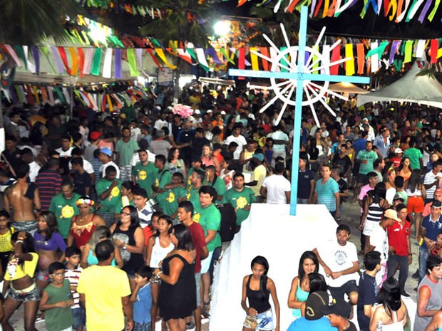 Público lotou praça na abertura do carnaval de Parnamirim (Foto: Ana Amaral/Prefeitura de Parnamirim)