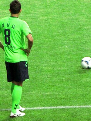 Eninho na partida do Jeonbuk Hyundai Motors (Foto: Divulgação)