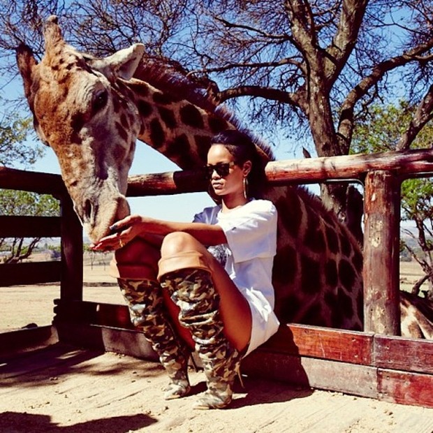 Rihanna em Johannesburg, na África do Sul (Foto: Instagram/ Reprodução)
