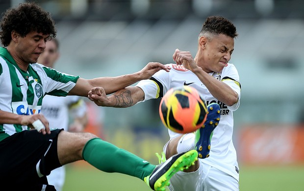 Neilton santos coritiba série A (Foto: Daniel Teixeira / Agência Estado) Neilton santos coritiba série A (Foto: Daniel Teixeira / Agência Estado)