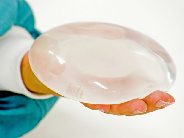 Prótese mamária leva 30 dias para para ficar pronta para comercialização (Foto: Divulgação/ Lifesil)