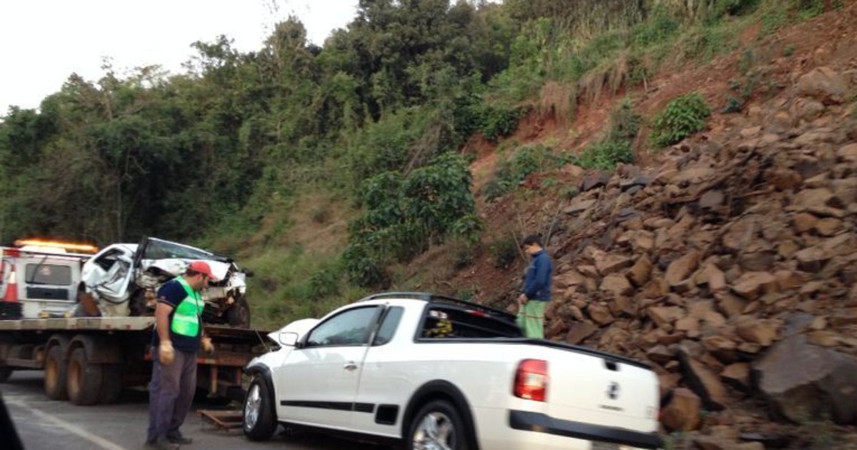 G1 - Uma Pessoa Morre E Sete Ficam Feridas Em Acidente Na BR-282 ...