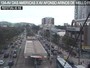 Rio - 15h35: Caminhão enguiçado complica trânsito no Elevado do Joá