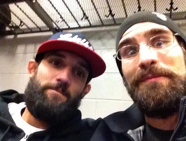 Antonio Carvalho e Johny Hendricks MMA (Foto: Reprodução / Twitter)