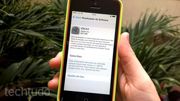 Apple promete correção definitiva do iOS 8 em alguns dias (Foto: Barbara Mannara/TechTudo)