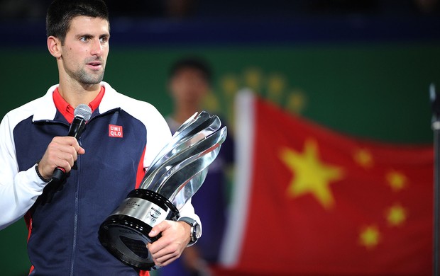Novak Djokovic tênis final Murray Masters 1000 troféu (Foto: AFP)
