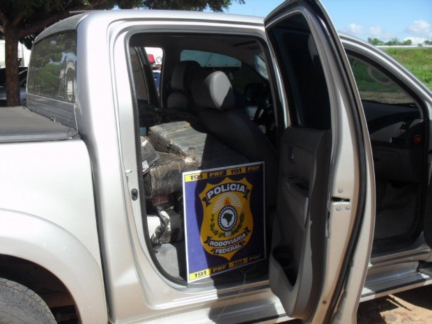 Interior do veículo também escondia droga (Foto: Polícia Rodoviária Federal)