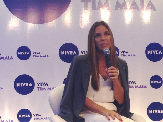 Ivete Sangalo se apresenta com Crioulo no domingo (12) em Porto Alegre (Foto: Rafaella Fraga/G1) Ivete Sangalo se apresenta com Crioulo no domingo (12) em Porto Alegre (Foto: Rafaella Fraga/G1)