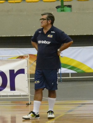 Paco García - Técnico Mogi Basquete - Treino 20.01 (Foto: Rodrigo Mariano)