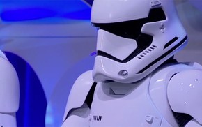 Stormtroopers do novo 'Star Wars' foi revelado na convenção Star Wars Celebration (Foto: Reprodução/YouTube)