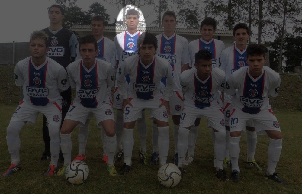 Mesma base, mesmo sonho: Juninho tenta seguir antecessor com a 4 do Palmeiras