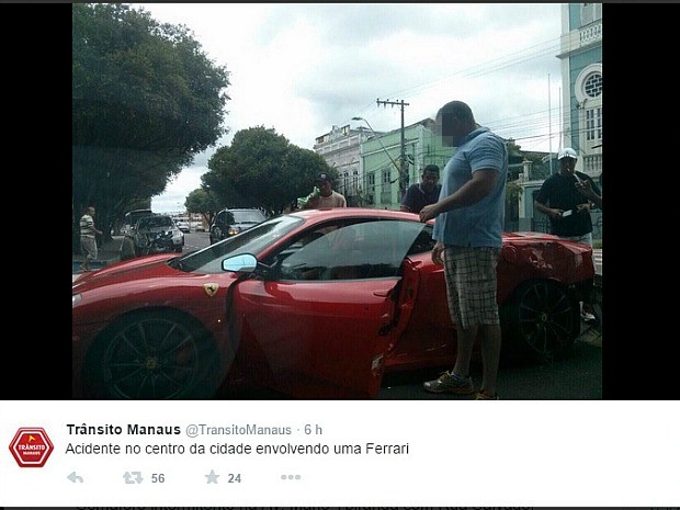 G1 Motorista perde controle e bate Ferrari em árvore no Centro de