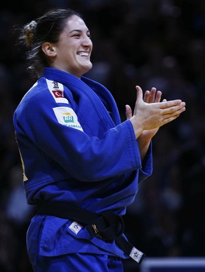 Mayra Aguiar conquista o ouro no Grand Slam de Paris judô (Foto: Divulgação / IJF)