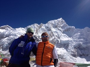 Alpinista espanhol Josu Feijoo com o gaúcho Tomas da Silva Boreira (Foto: Arquivo pessoal)