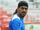 Araújo, ex-Cruzeiro
e Flu, acerta com
Galo e sai do Náutico (Aldo Carneiro / Pernambuco Press)