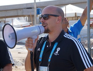 Marco Sansoni, gerente de Serviços ao Espectador do COL - Copa do Mundo (Foto: Augusto Gomes/GloboEsporte.com)