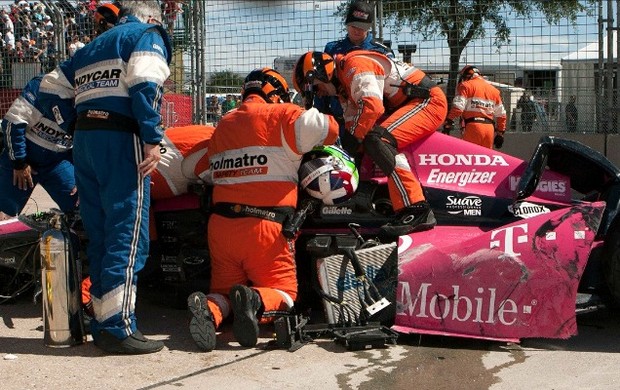 Dario Franchitti acidente Houston Fórmula Indy (Foto: AP)