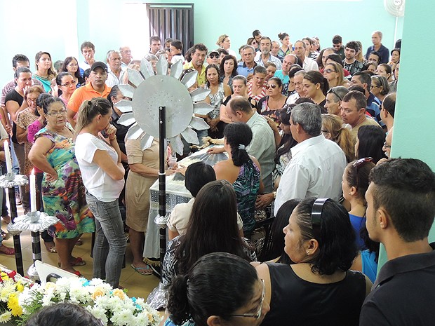 enterro (Foto: Lay Amorim/Brumado Notícias)