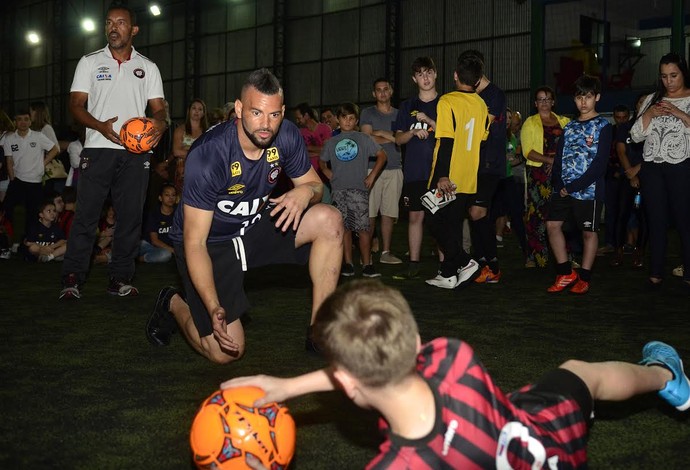 Weverton Atlético-PR (Foto: Divulgação)