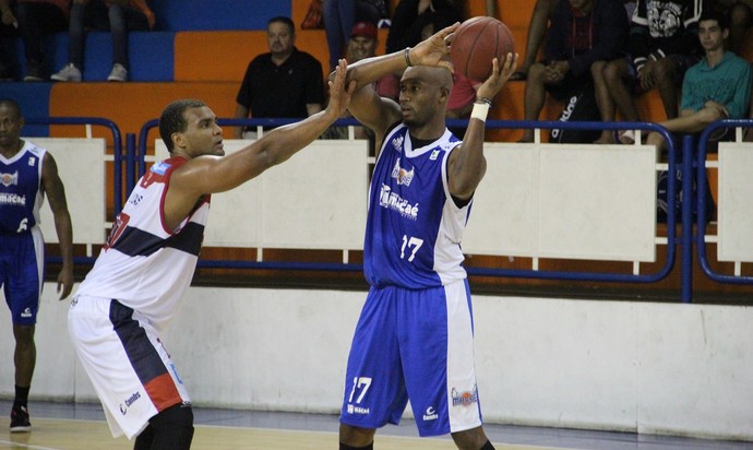 Macaé Basquete x Franca NBB 7 (Foto: Divulgação/MAcaé Basquete)