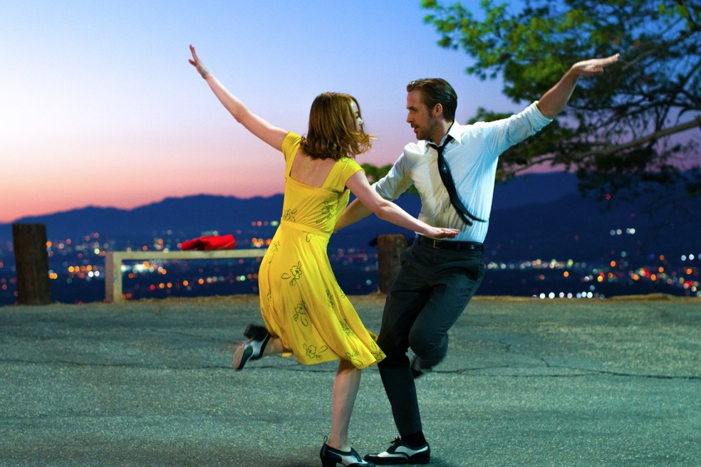 Ryan Gosling e Emma Stone em cena de 'La La Land' (Foto: Divulgação)