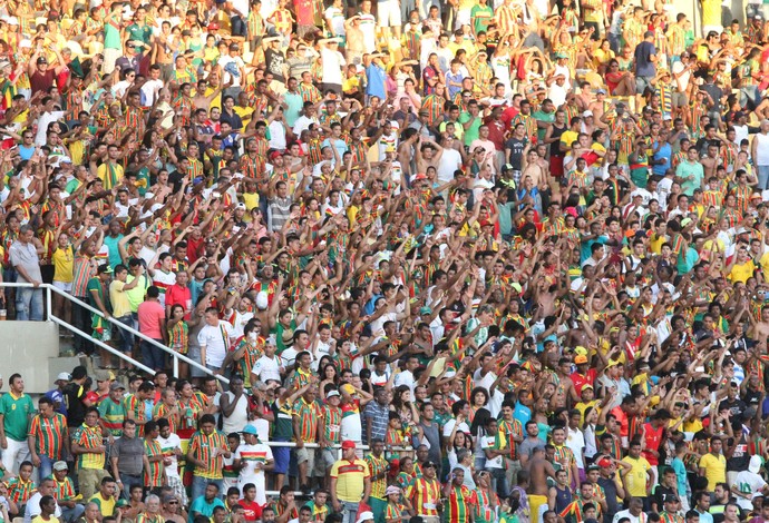 Sampaio conta com apoio da torcida para duelo contrao ABC deste sábado (Foto: De Jesus/O Estado) Sampaio conta com apoio da torcida para duelo contrao ABC deste sábado (Foto: De Jesus/O Estado)