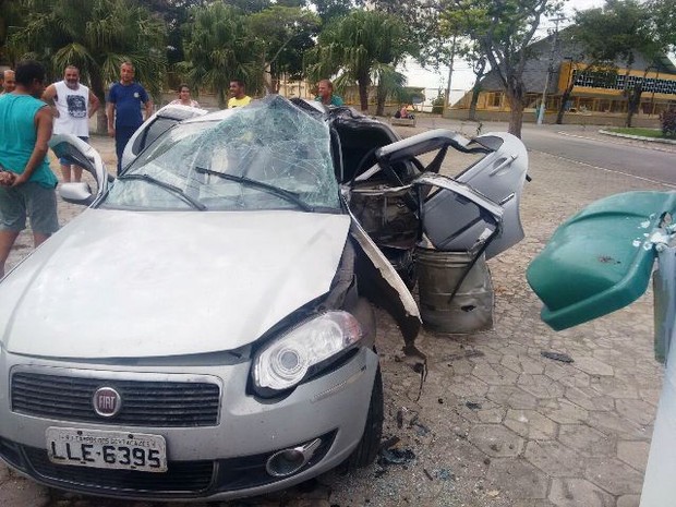 G Grave Acidente Em Campos Rj Deixa Um Morto E Outro Ferido