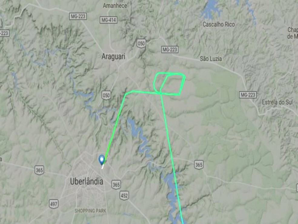 Aeronave fez voltas no ar antes de pousar em Uberlândia por volta das 18h21 (Foto: Reprodução Flightradar24)