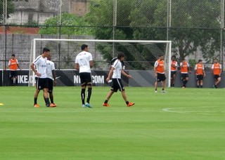 Treino do Corinhians (Foto: Diego Ribeiro)