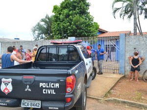 Crime aconteceu na casa do ex-namorado, em Vilhena (Foto: Rede Amazônica/ Reprodução)