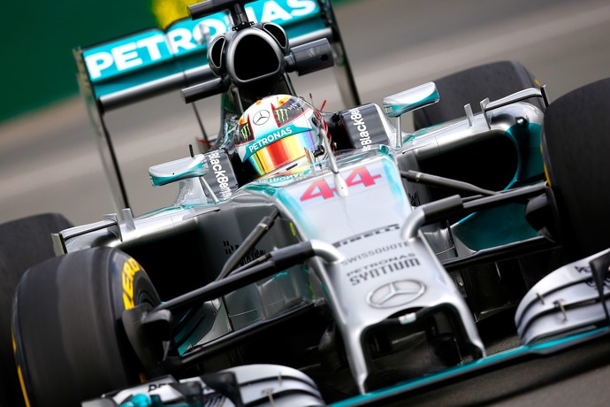 Lewis Hamilton nos treinos livres para o GP do Canadá (Foto: Getty Images)