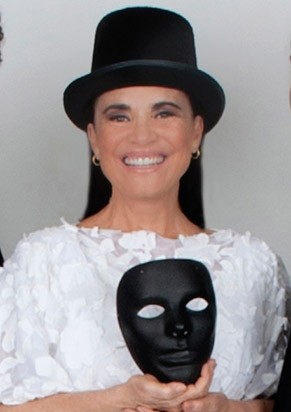 Regina Duarte interpreta a personagem Raimunda (Foto: Denise Ricardo)