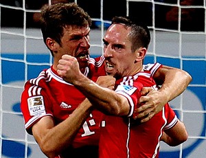 ribery muller bayern de munique gol Hoffenheim (Foto: Agência AP)