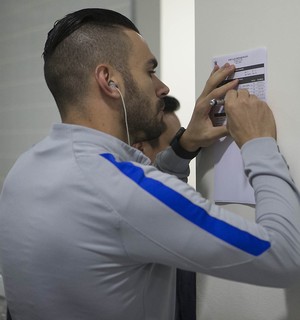 Proposta agrada, e Bruno Henrique ensaia despedida do Brasil 