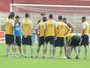 Guedes mantém 3-5-2, mas despista sobre equipe titular contra o Linense Guedes mantém 3-5-2, mas despista sobre equipe titular contra o Linense