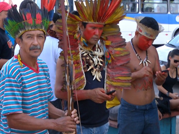 Protesto indígenas da tribo Maró, Gleba Nova Olinda (Foto: Reprodução/TV Tapajós)