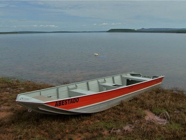 Lago do Manso, perto de CuiabÃ¡, Ã© um dos pontos onde afogamentos tÃªm sido registrados em Mato Grosso. (Foto: ReproduÃ§Ã£o / TVCA)