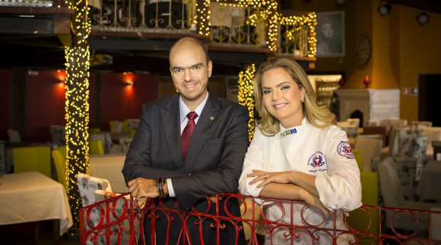 Os irmãos Fabio e Angela Sicilia são os proprietários do restaurante Famiglia Sicilia  (Foto: Divulgação)