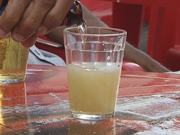 Bebida alcoólica é a principal responsável por cirrose em Rio Preto (Foto: Reprodução/TV TEM)