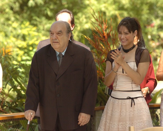 Antônio Abujamra ficou marcado na TV por Ravengar de 'Que Rei Sou Eu ...