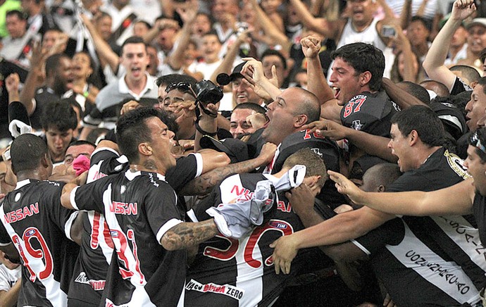 Comemorção do Vasco contra o Santos (Foto: Marcelo Sadio / Vasco.com.br)