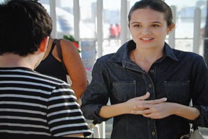 Fatinha consegue enganar Rafa (Foto: Malhação / Tv Globo)