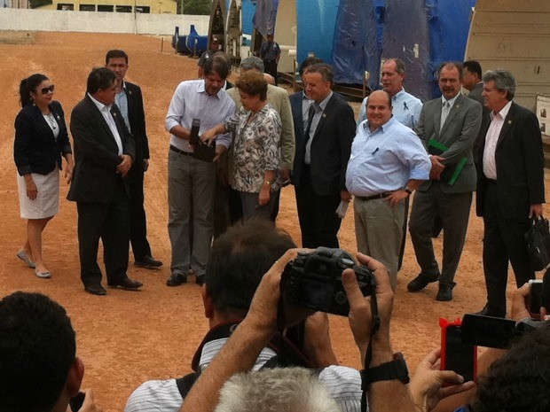 Dilma visita tuneladoras que vão fazer os túneis do Metrofor (Foto: Governo do Estado do Ceará/Divulgação)