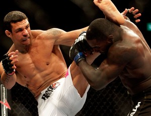 UFC vitor belfort anthony johnson (Foto: Agência Reuters)