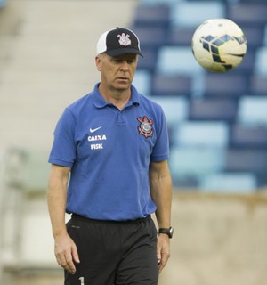 Desgastado, Timão finaliza 