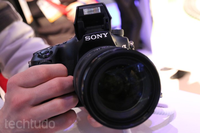 Sony Alpha (Foto: Isadora Diaz / TechTudo) Sony Alpha (Foto: Isadora Diaz / TechTudo)