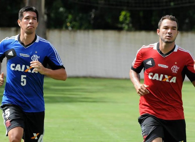 Caceres treino Flamengo (Foto: Alexandre Vidal/Fla Imagem)
