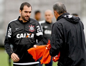 Danilo treino Corinthians (Foto: Daniel Augusto Jr. / Ag. Corinthians) Danilo treino Corinthians (Foto: Daniel Augusto Jr. / Ag. Corinthians)