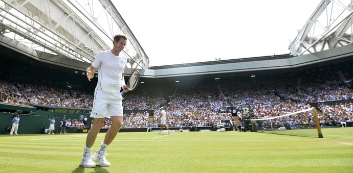 Andy Murray x Ivo Karlovic oitavas de Wimbledon (Foto: Reuters)