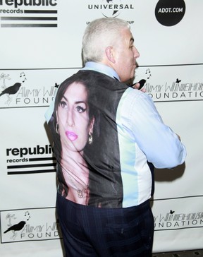 Mitch Winehouse, pai da cantora Amy Winehouse, em evento em Nova York, nos Estados Unidos (Foto: Carlo Allegri/ Reuters)
